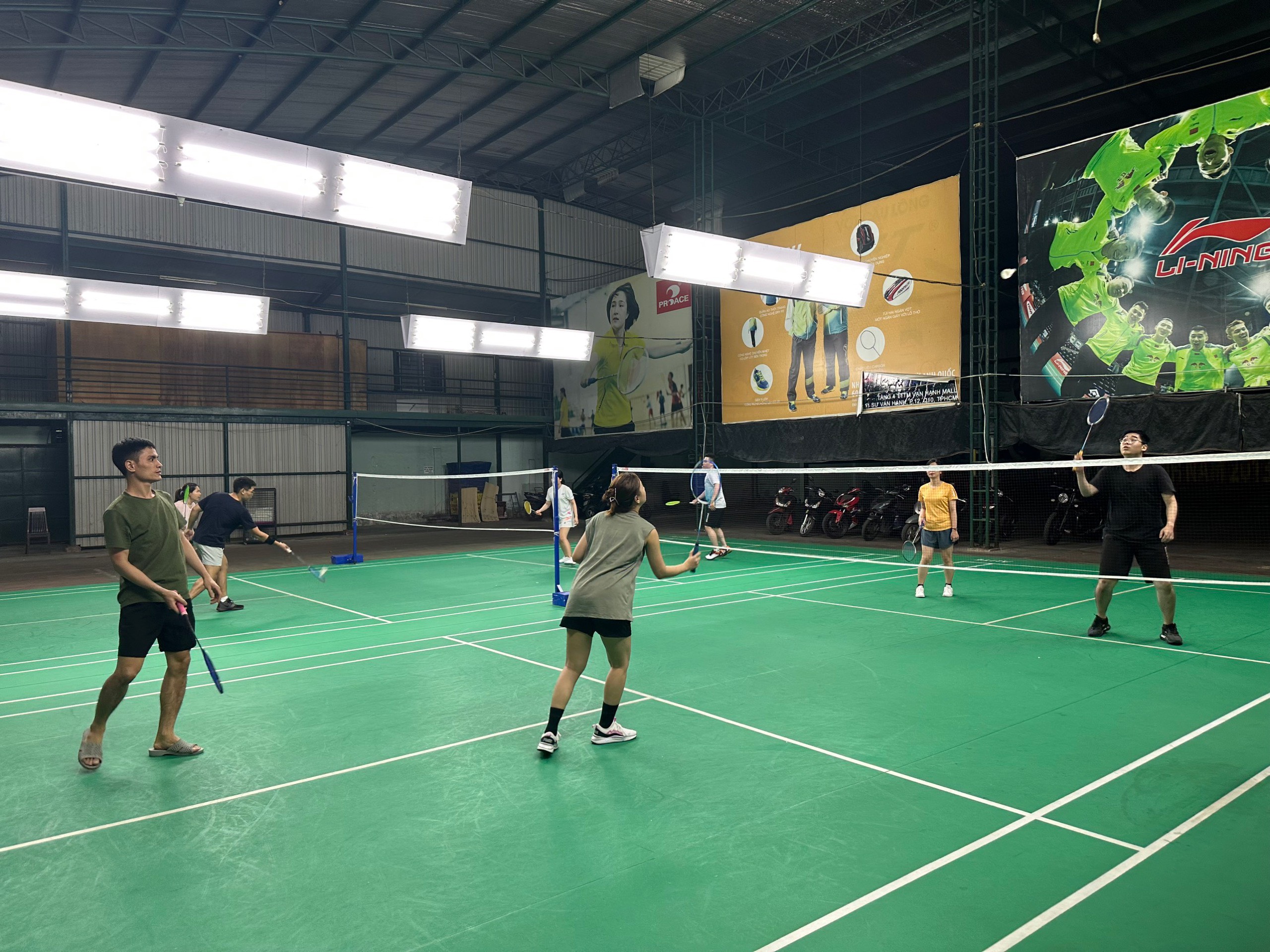 CLB cầu lông vui khỏe chính thức khởi động tại CTC Hồ Chí Minh